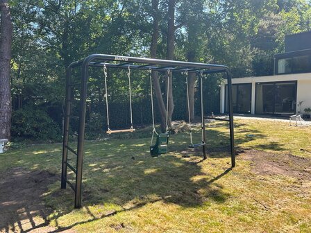 BERG PlayBase Large Frame TL (1 x trap en 1 x rekstok) incl. rekstok en 2 schommelzitjes