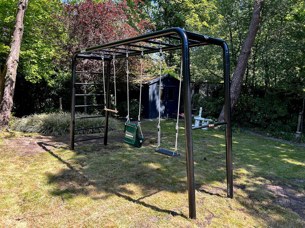 BERG PlayBase Large Frame TL (1 x trap en 1 x rekstok) incl. rekstok en 2 schommelzitjes