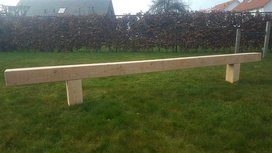 Douglas houten evenwichtsbalk - 2 tot 4 meter lengte Douglas houten evenwichtsbalk - 2 tot 4 meter lengte